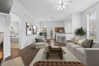 Building Photo - 18612 Syndee Loch Ct