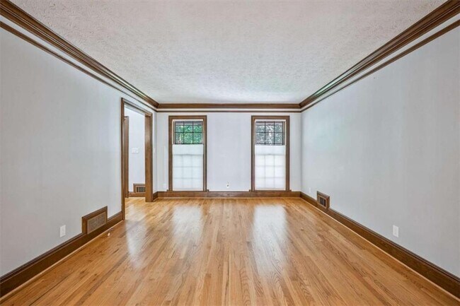 Building Photo - 5741 Wolf Laurel Dr SW