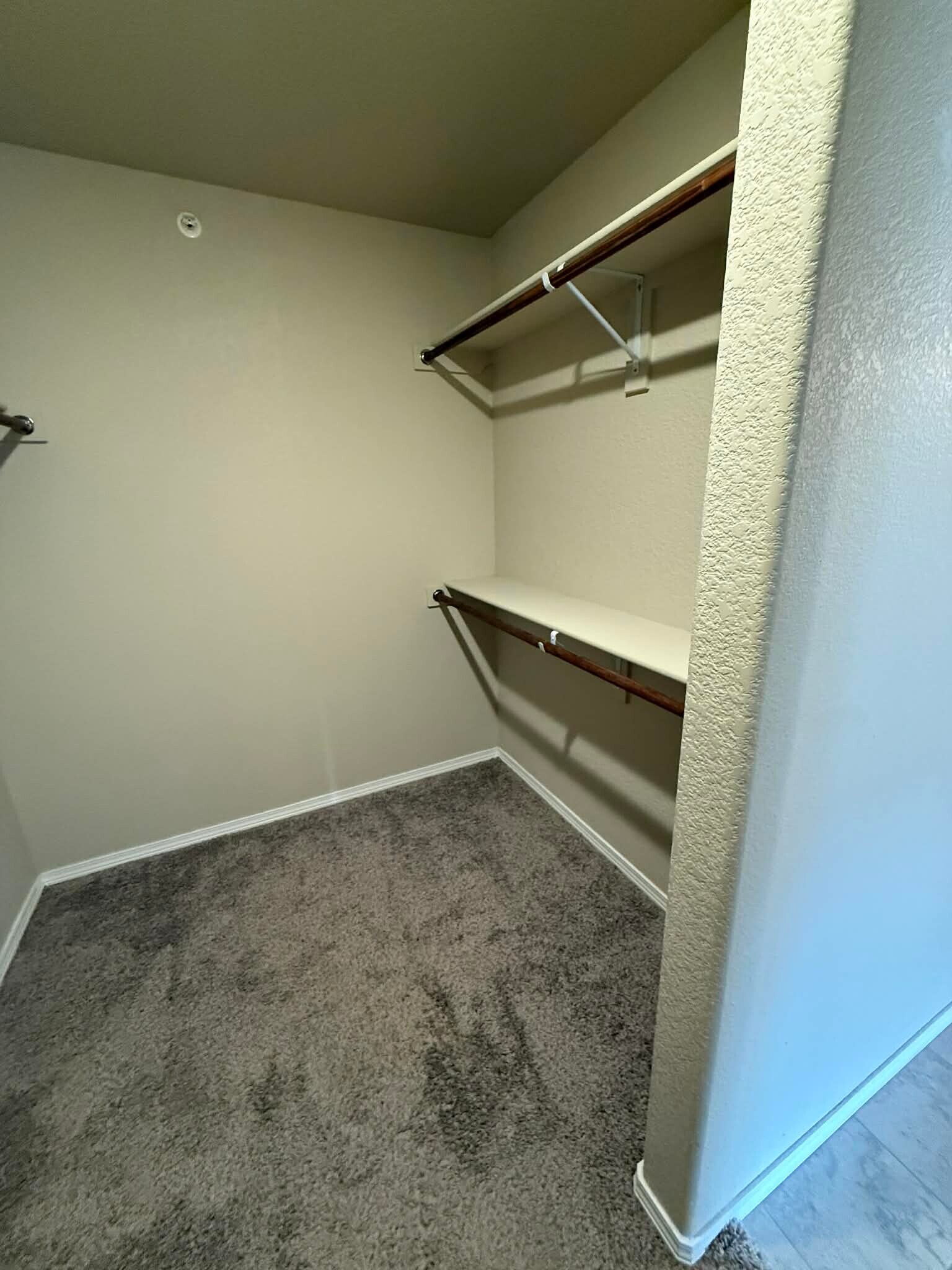 Building Photo - 1745 Flintshire St