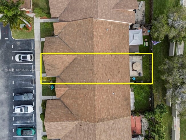 Building Photo - 11065 NW 38th Pl