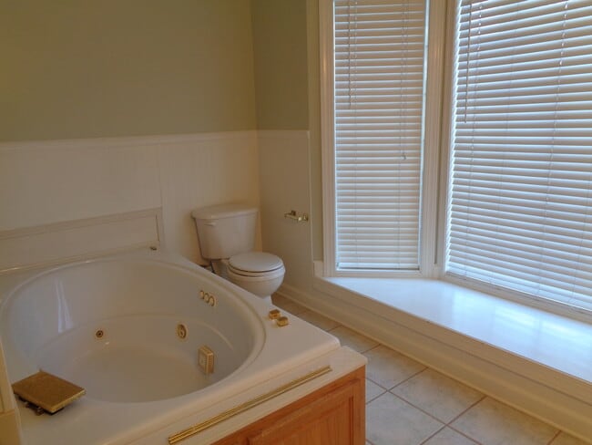 Building Photo - Tartan Pines, Enterprise, AL