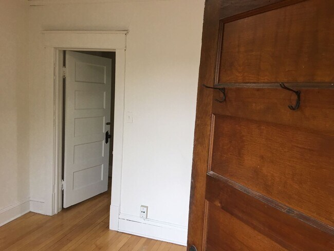 Building Photo - Castle Building