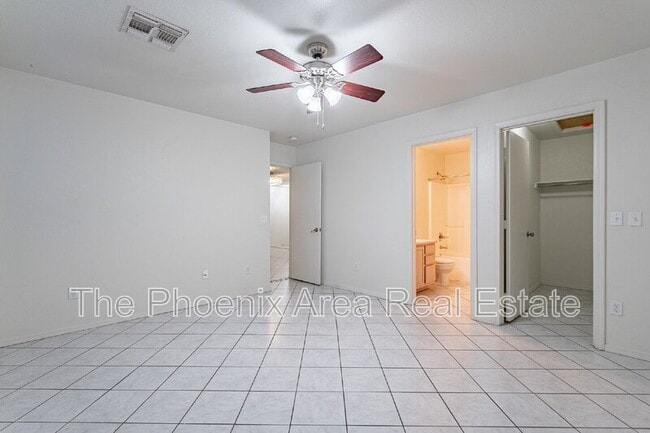 Building Photo - 663 S Colonial Ct