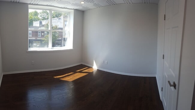 Building Photo - 331 Bloomfield Ave