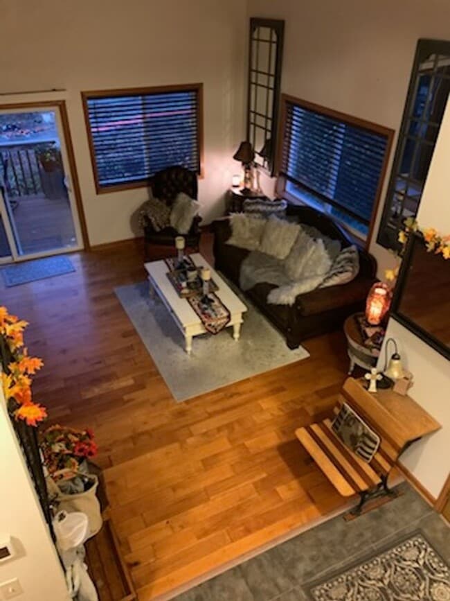 Building Photo - 1238 W 12th St