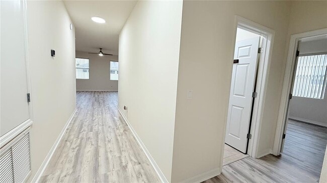 Building Photo - 3509 Rhapsody St