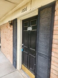 Building Photo - Afforadable 1 Bedroom Condo- Ready for new...