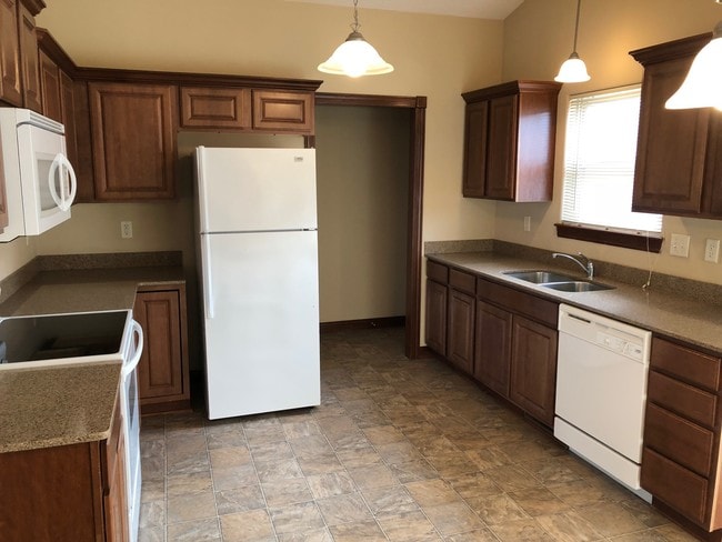 Building Photo - 4517 N Wilderness Cir