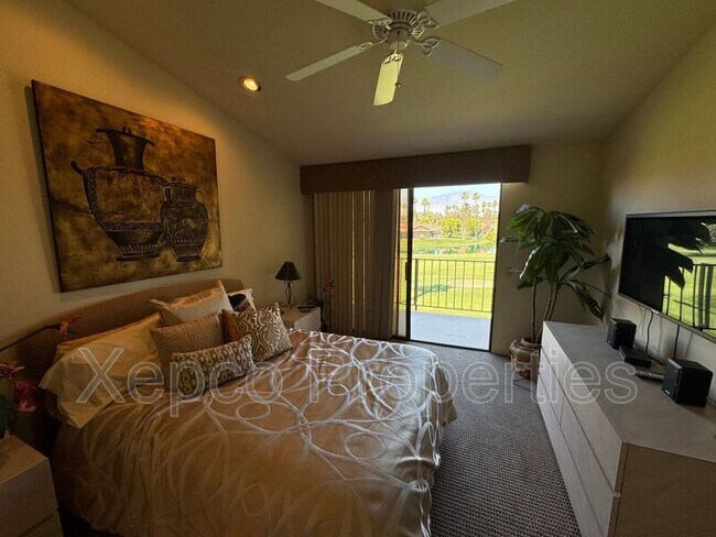 Building Photo - 38297 Crocus Ln