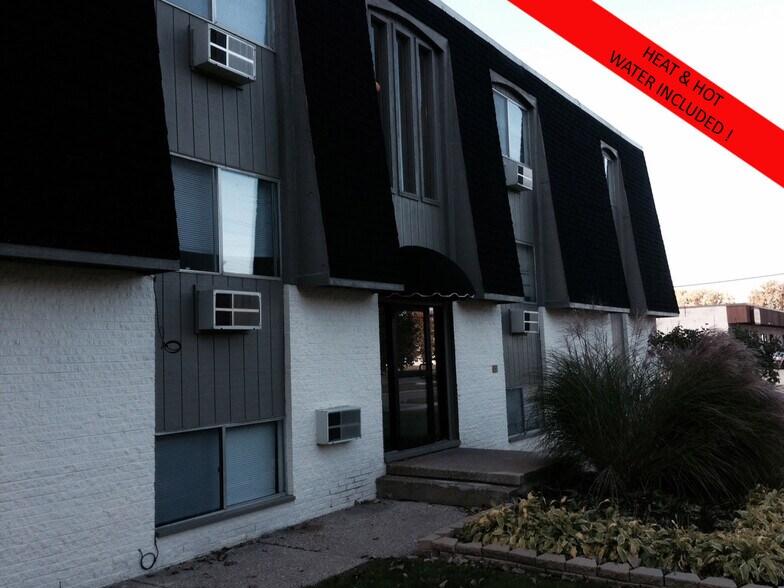 Building Photo - Willow Ridge Apartments