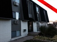 Building Photo - Willow Ridge Apartments