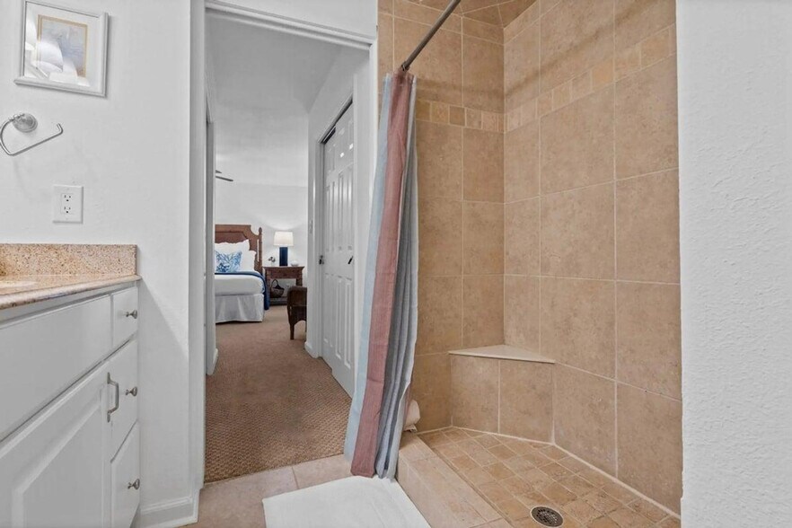 Building Photo - 125 Sunset Bay