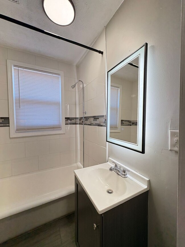 Building Photo - Live in Style without Breaking the Bank at Magnolias Living Apartments Washer & dryer in-unit