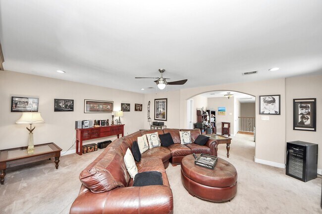 Building Photo - 2414 Driscoll St