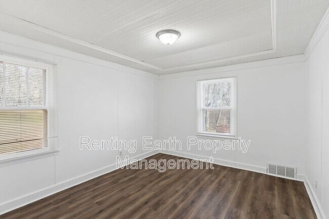 Building Photo - 5515 Wilborn Dr