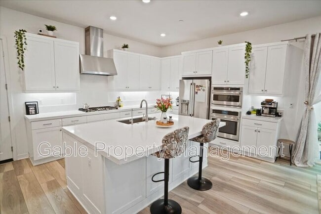 Building Photo - 27513 N Feathery Cassia Way