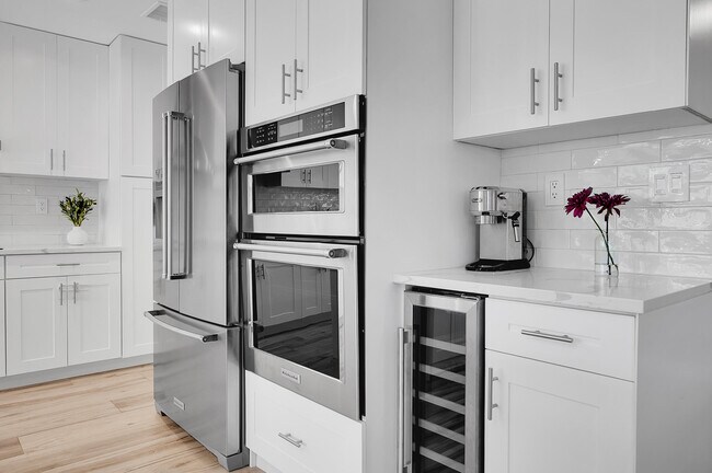 Building Photo - 23313 Lago Mar Cir