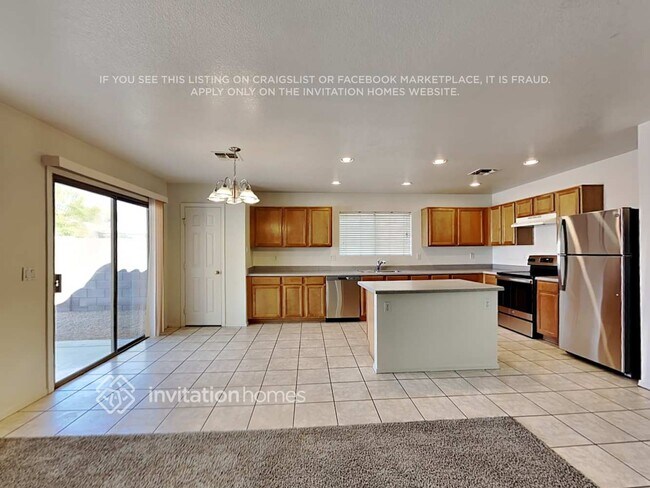 Building Photo - 2608 W Bloch Rd