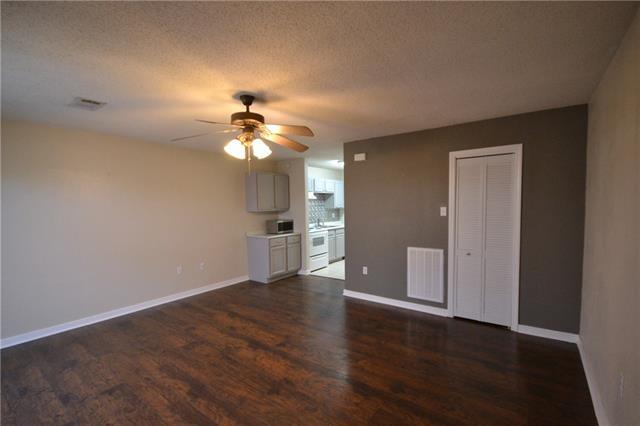 Building Photo - 116 Red Gros Ln