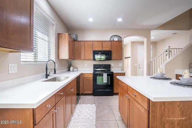 Building Photo - 12865 N 151st Dr