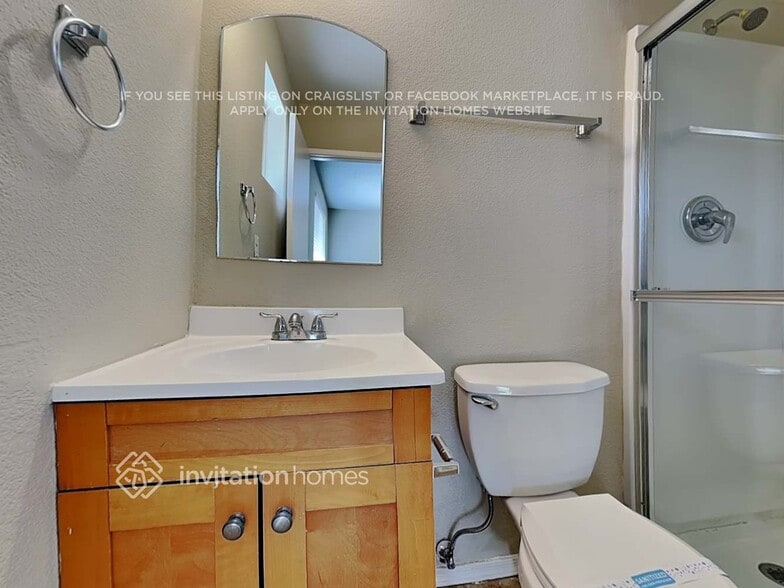 Building Photo - 2649 E Javelina Cir