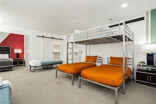 Building Photo - 1913 Birch St