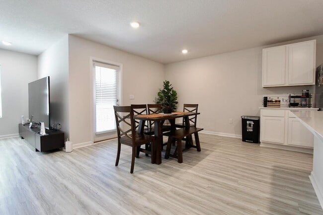Building Photo - 2662 Saltgrass Wy