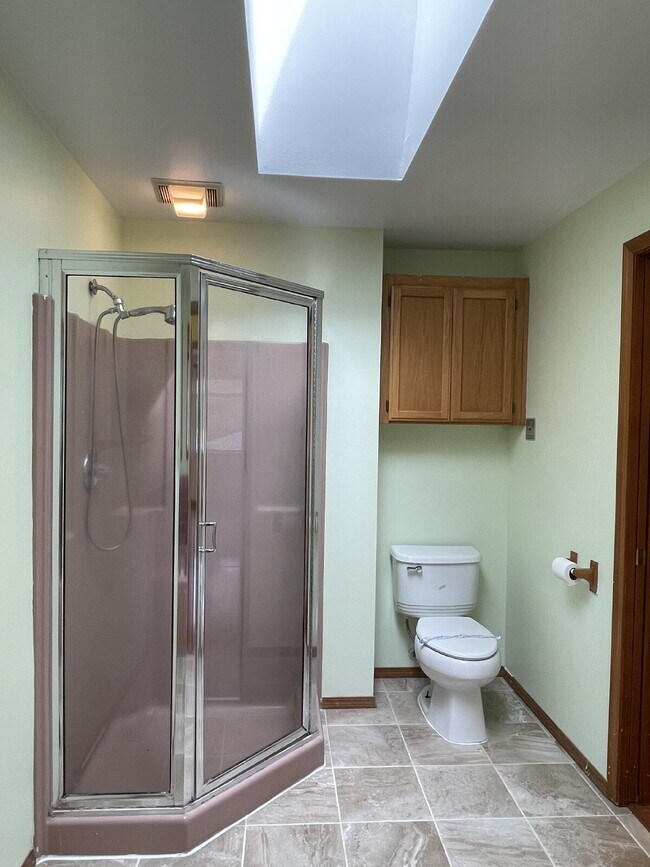 Building Photo - Classic 3-Bedroom Home with Large Yard & Attached 2-Car Garage