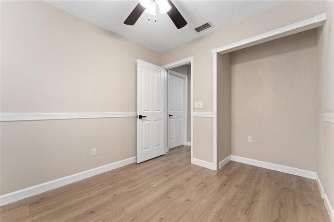 Building Photo - 4467 Brook Hollow Cir