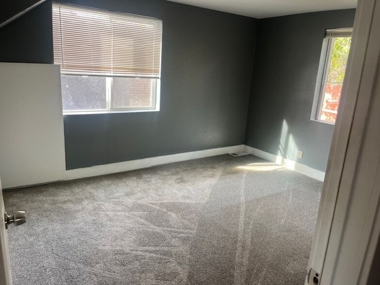 Building Photo - 3839 Reed St