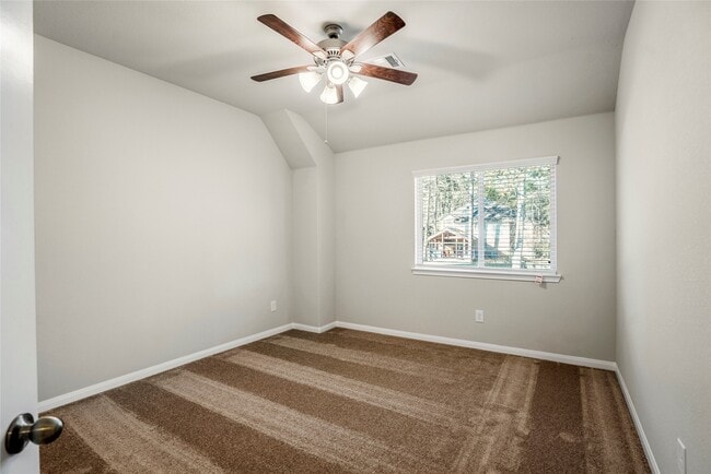 Building Photo - 15524 Marina Dr