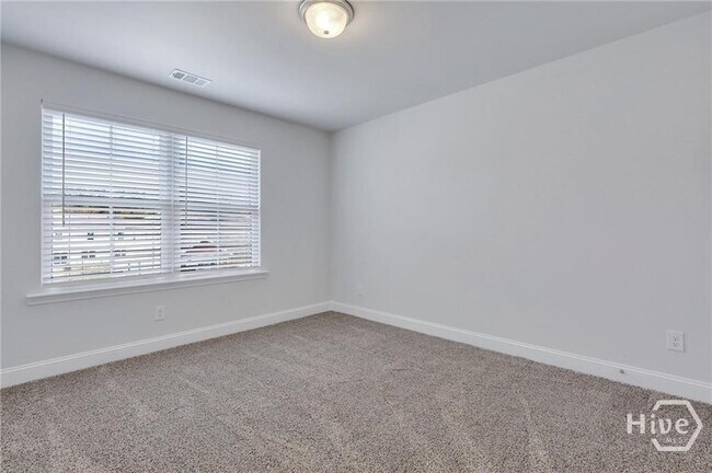 Building Photo - 524 Governor Treutlen Cir