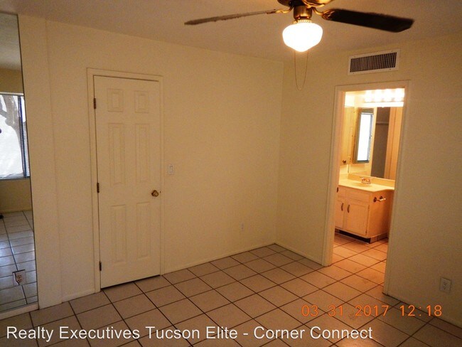 Building Photo - 6934 S Placita Colotlan