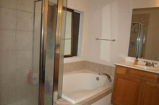 Building Photo - 30114 Saw Oaks Dr