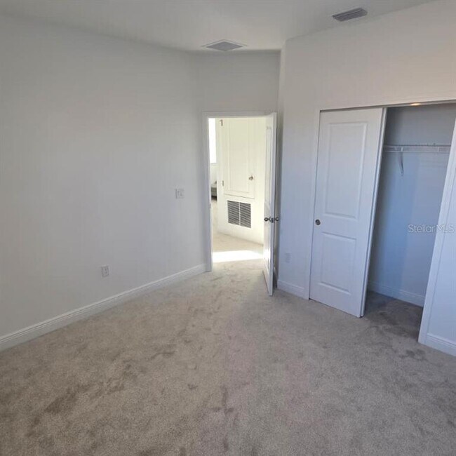 Building Photo - 2068 Asher Ave