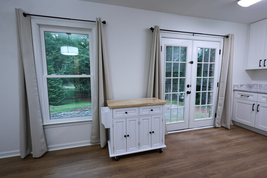 Plenty of Natural Light! - 1685 Bald Ridge Marina Rd