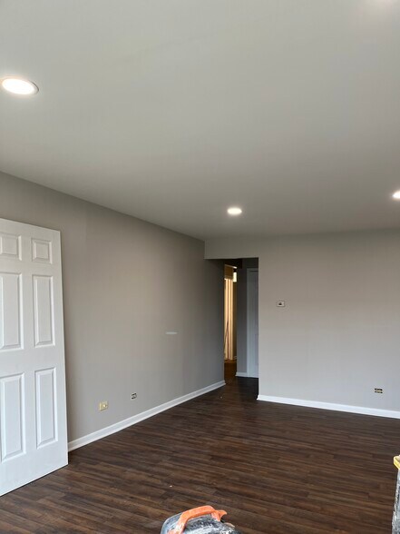 Building Photo - 403 Cornell Ave