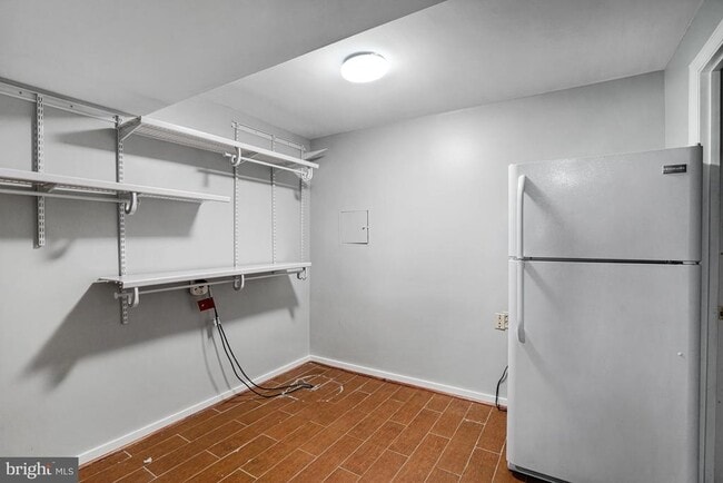 Building Photo - 5376 Harbor Ct Dr