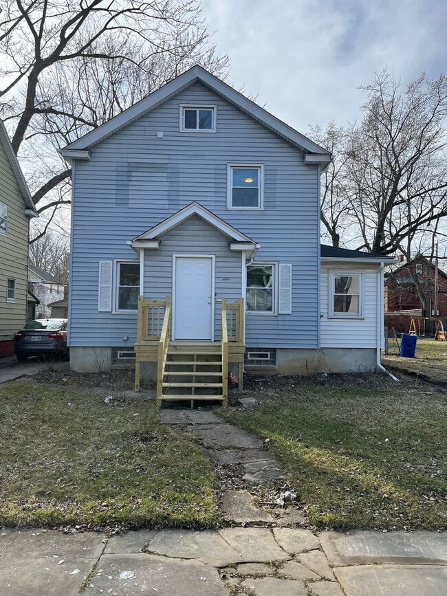 Building Photo - 3544 W 99th St