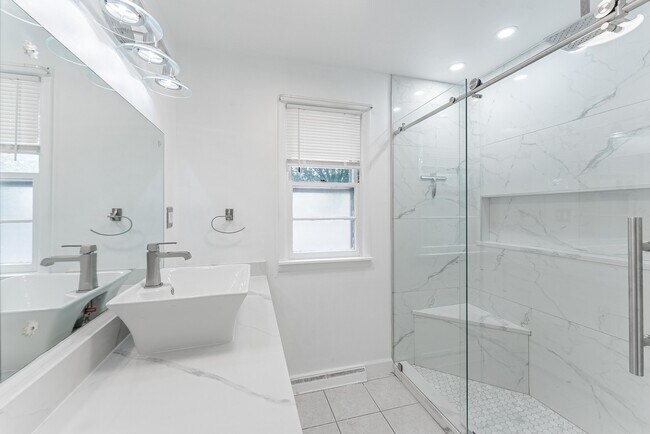 Building Photo - 22819 Davy Ct