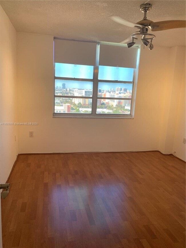 Building Photo - 2 bedroom in Aventura FL 33160