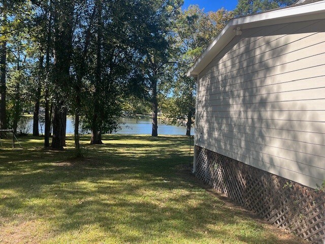 Building Photo - 1572 E Pine Lake Cir