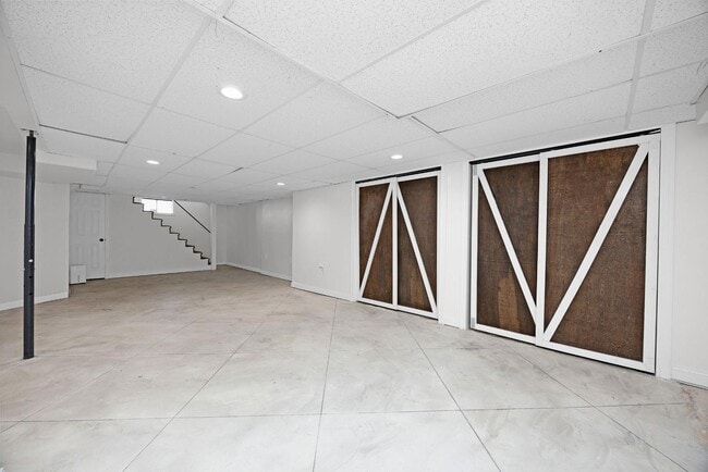 Building Photo - 180 White Mills Glendale Rd W