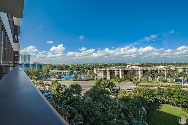 Building Photo - 500 Three Islands Boulevard
