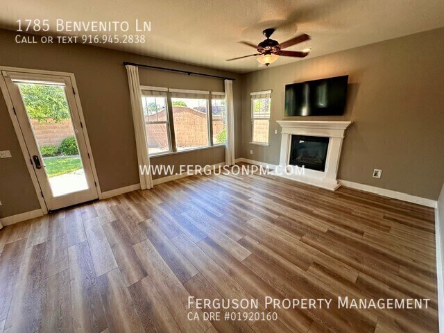 Building Photo - 1785 Benvenito Ln