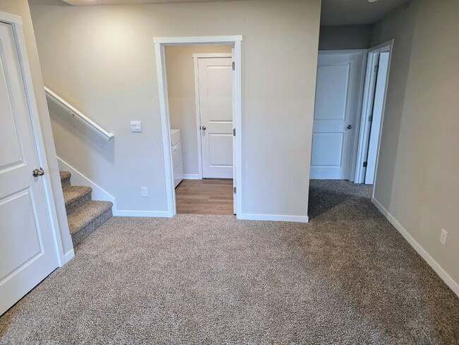 Building Photo - 1724 Southbridge Dr