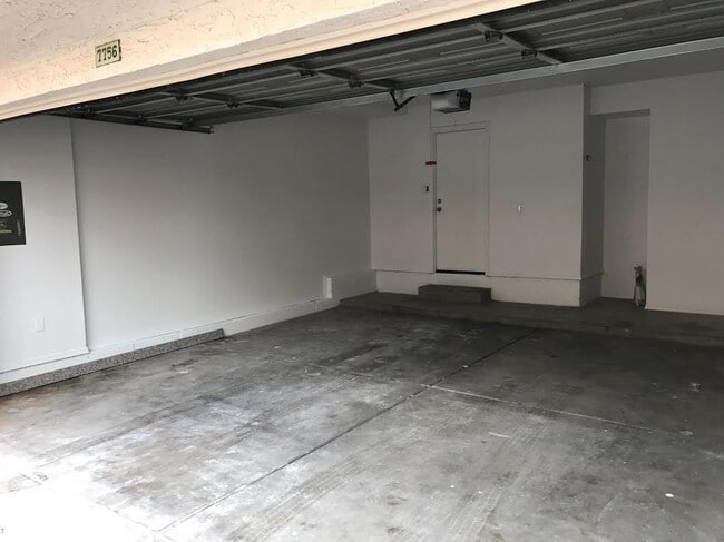 Building Photo - 2 bed 2.5 bath in Tempe