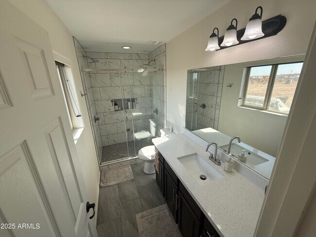 Building Photo - 726 S Johnson Rd