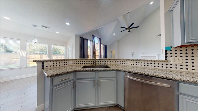 Building Photo - 15319 Cobblestone Point Ct