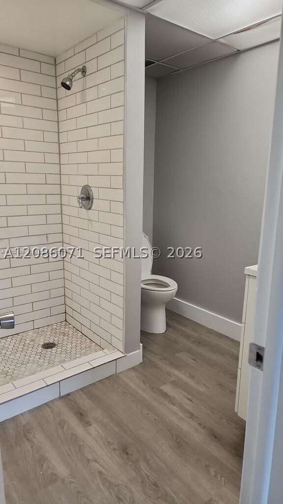 Building Photo - 10000 NW 80th Ct